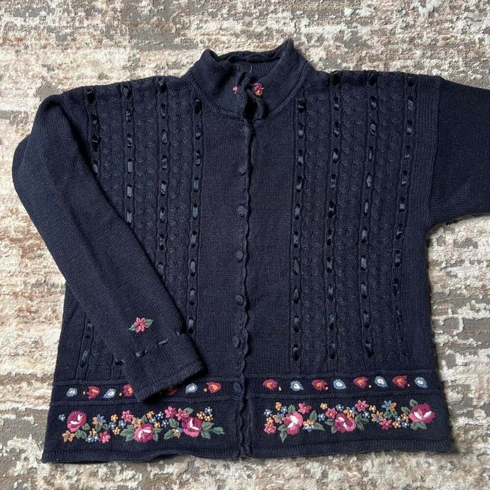 Vintage 1990s Capacity Petites Floral Embroidered Cardigan